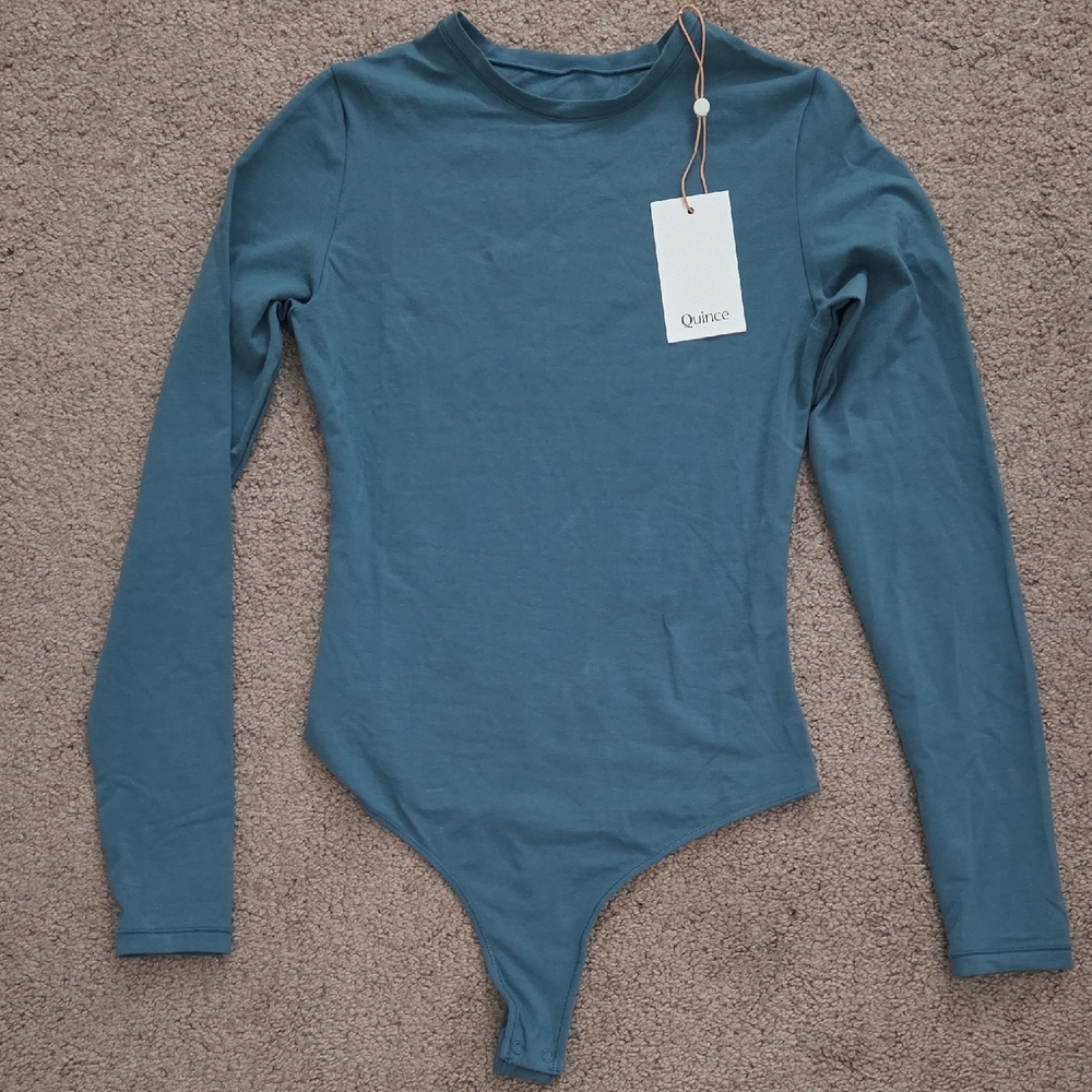 *NWT* Quince Long Sleeve Bodysuit